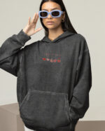 Bluza oversize z kapturem <br>Haftowane Serca <br>Efekt sprania